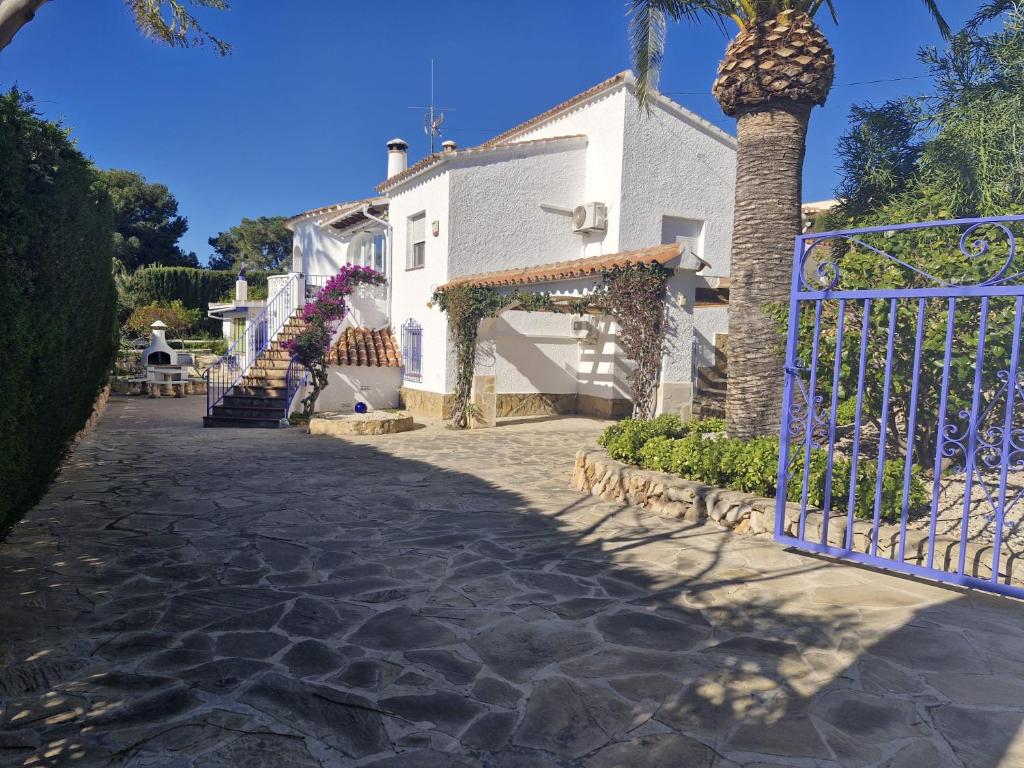 Casa Vista peñón by Theka Services - 3