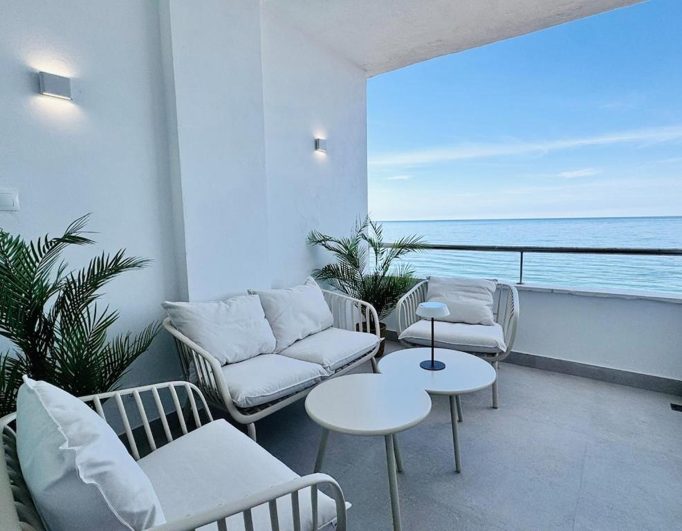 New apartment oceanfront luxury Sinesedesignhomes - 2