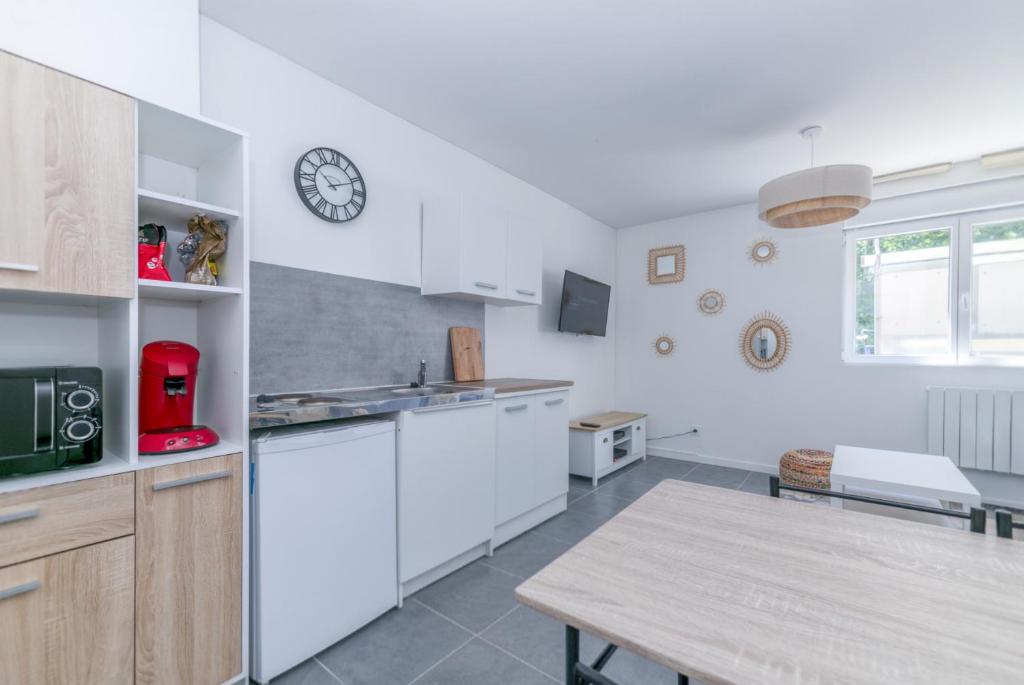 T3, 2 chambres, Îles verte, Proche Hôpital, Parking gratuit - 5