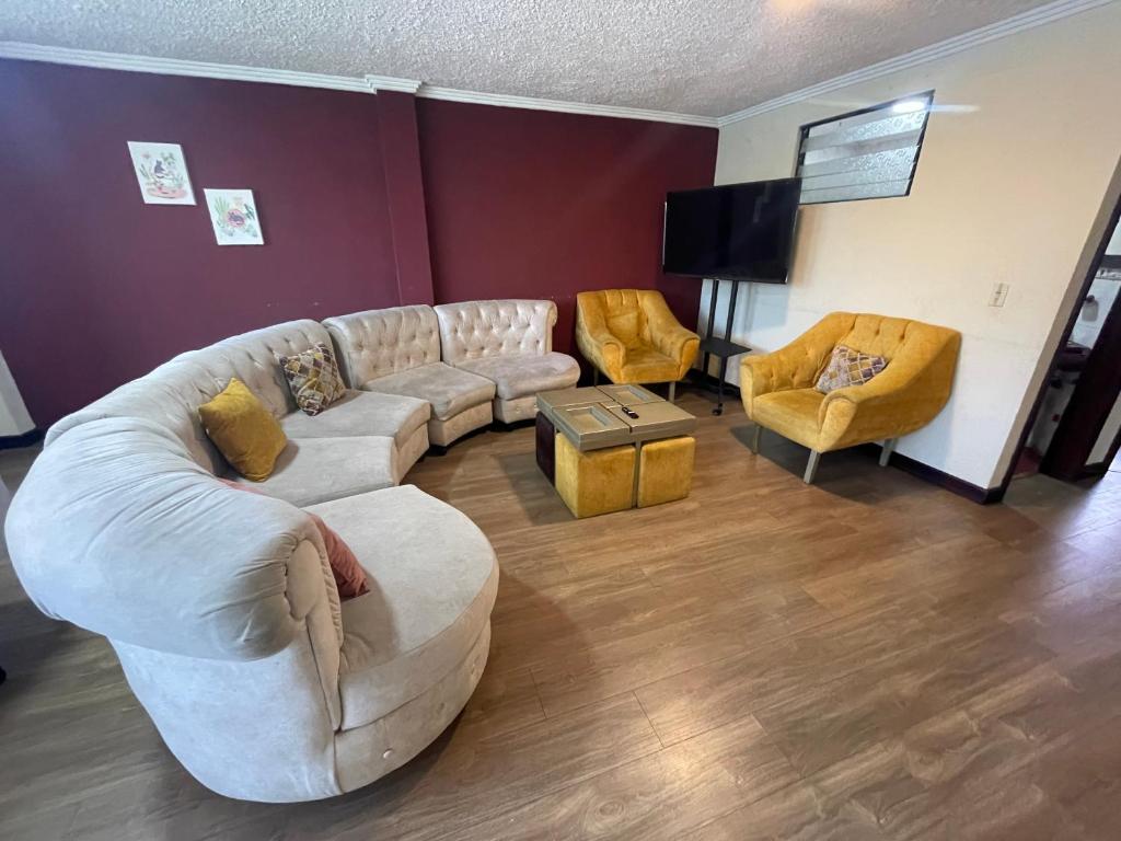 Excelente departamento de 3 dormitorios para 10 personas - 1