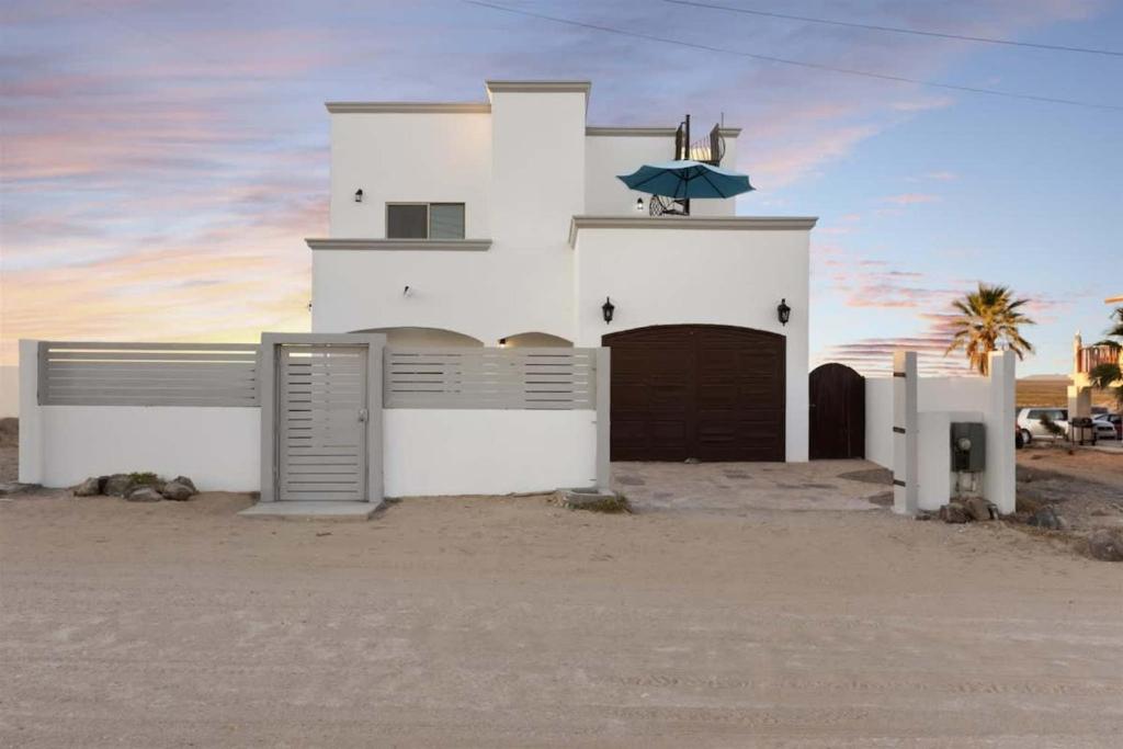 Beautiful & Quiet Oceanview Home Casa Beltran - 1