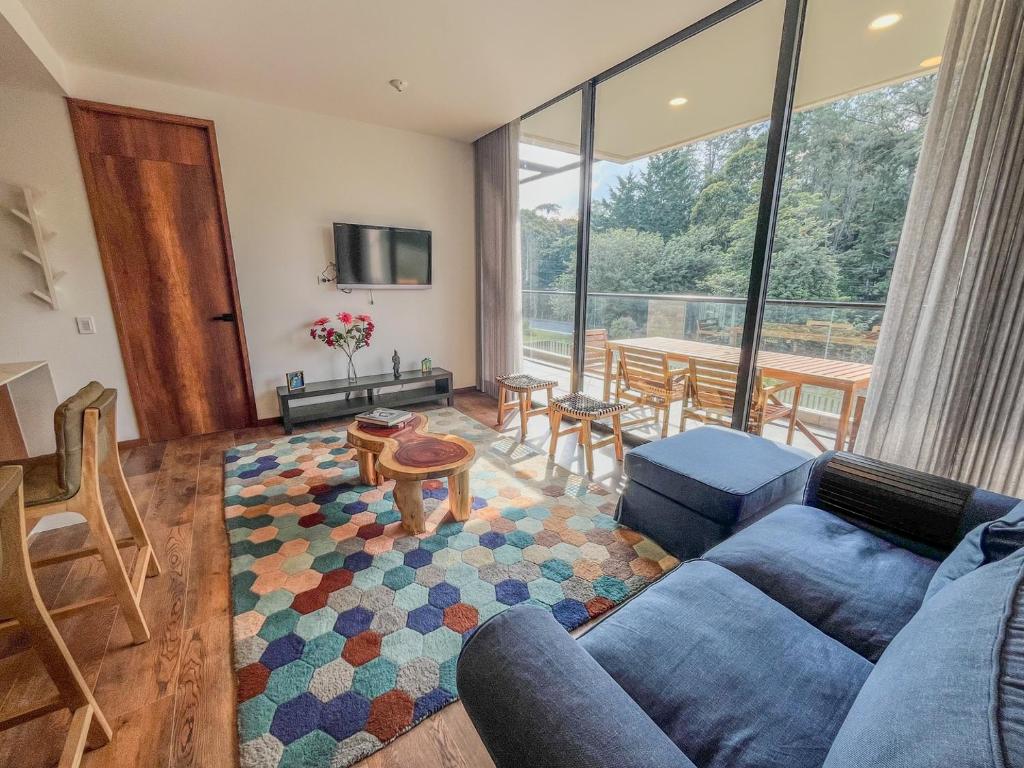 Upscale 2BR Countryside Suite | Stylish & Modern - 1