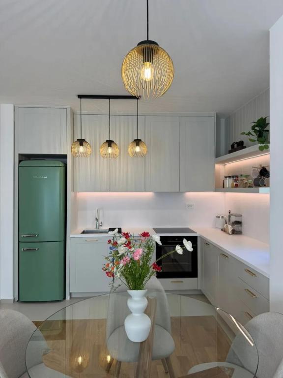 Central Point Apartment - 1