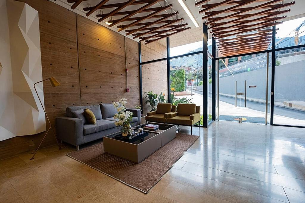 Luxury Loft Rooftop Pool & Gym Prime Bogota Location Near Monserrate & Museums - 1