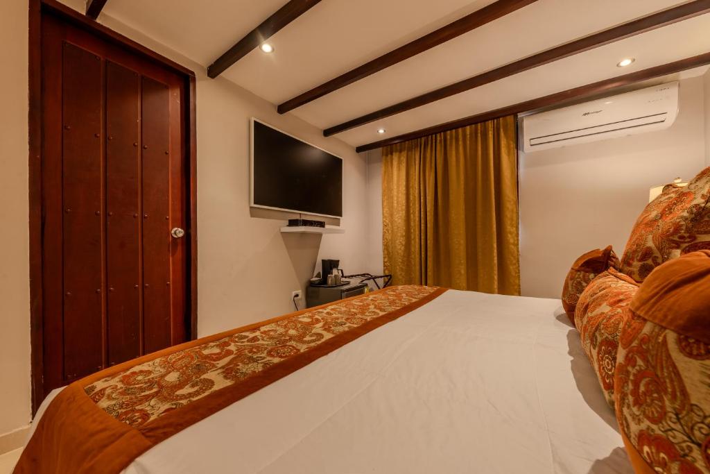 Hotel Dorado Plaza Boutique Calle del Arsenal - 4
