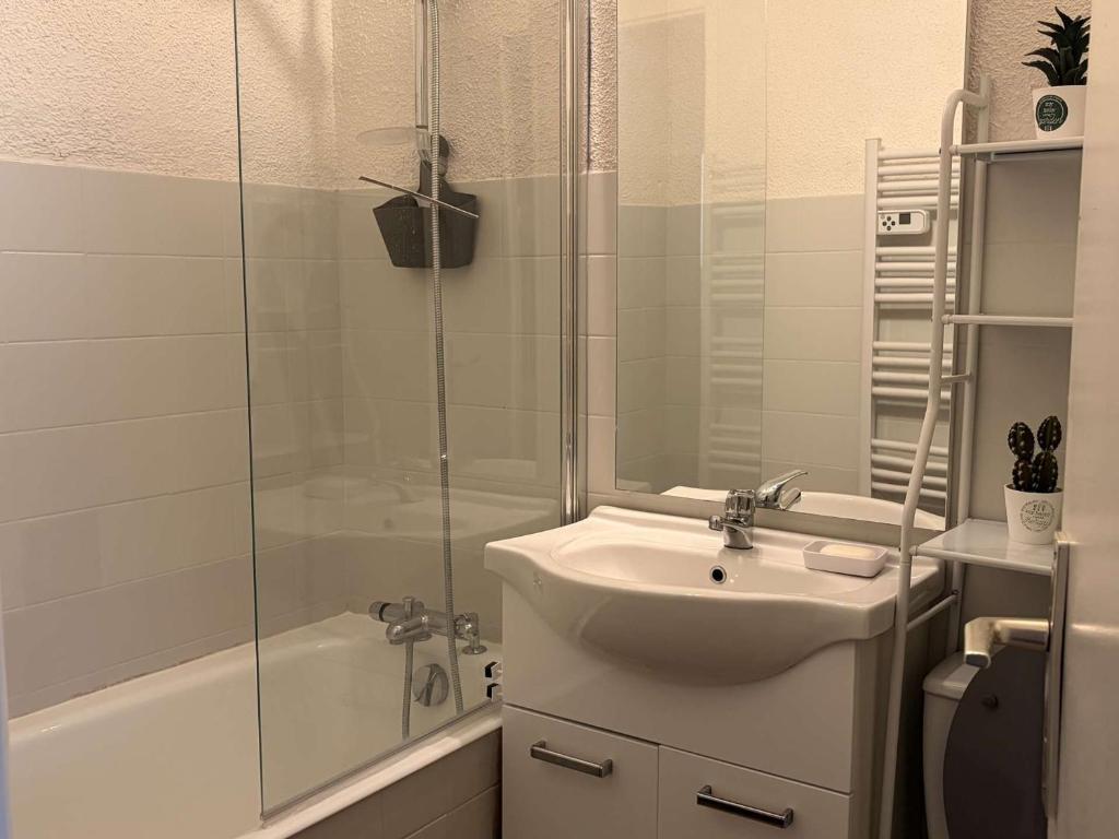 Appartement pratique proche remontées - 4 pers. - FR-1-572-354 - 3