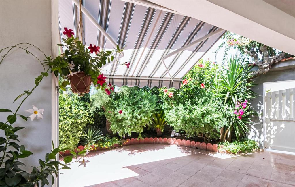 Cozy Home In S Maria Del Focallo With Wifi - 2