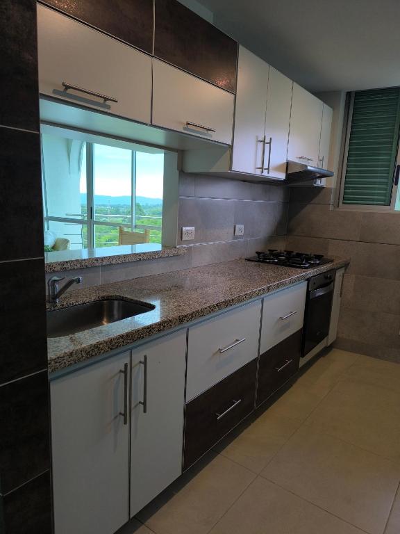 Apartamento Atlantis de 3 Habitaciones con PARKING - sector Norte - 3