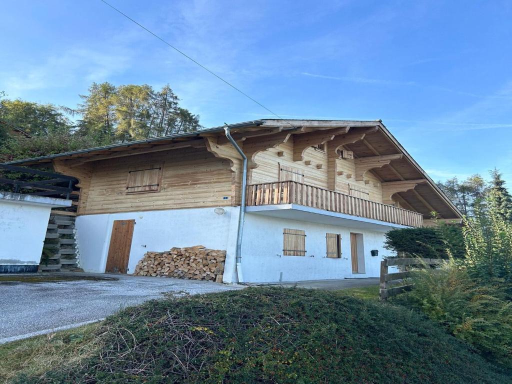 Pet-friendly chalet in Veysonnaz - 1