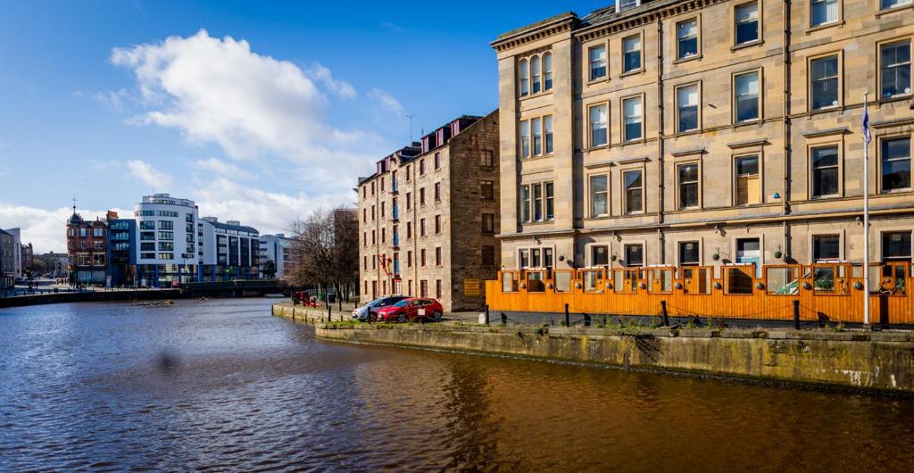 Whisky Bond Conversion at Commercial Wharf Edinburgh photo 8