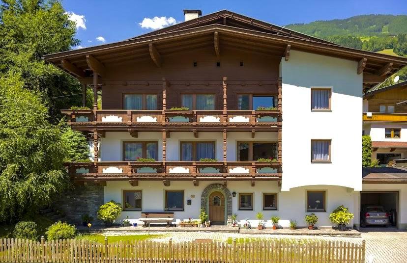 Gästehaus Alpina - 1