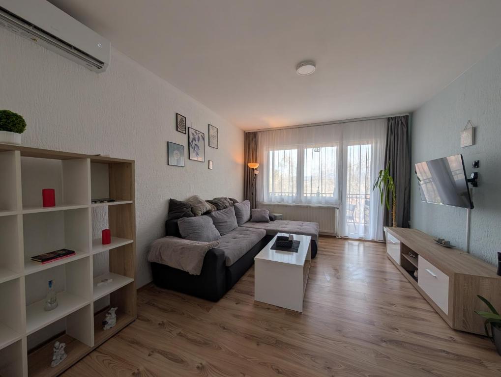Apartmani Trio 2 - 1