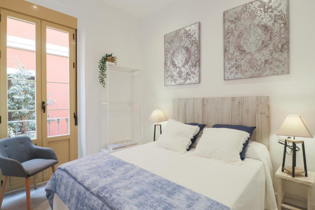 C93 - Trendy Two Bedrooms in Ollerias - 2