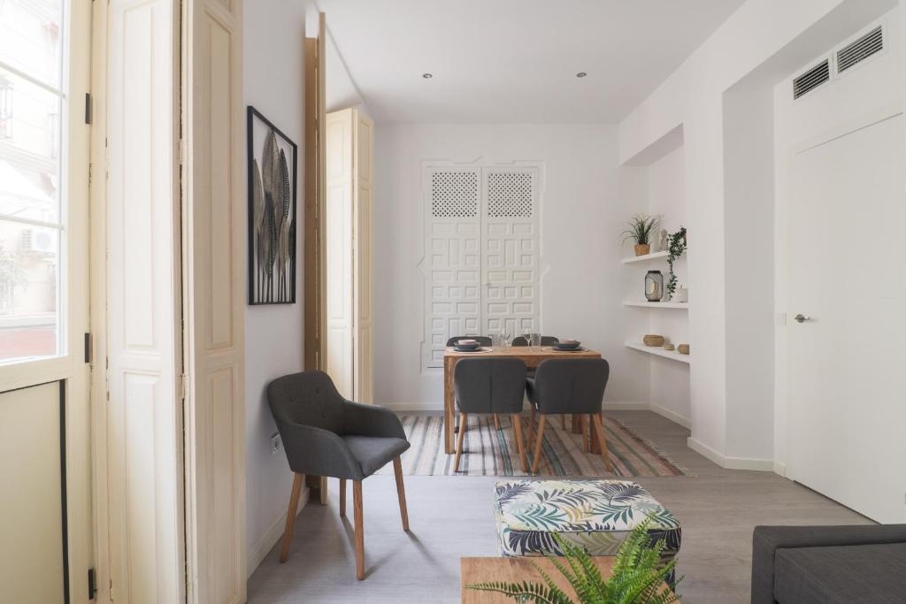 C93 - Trendy Two Bedrooms in Ollerias - 5