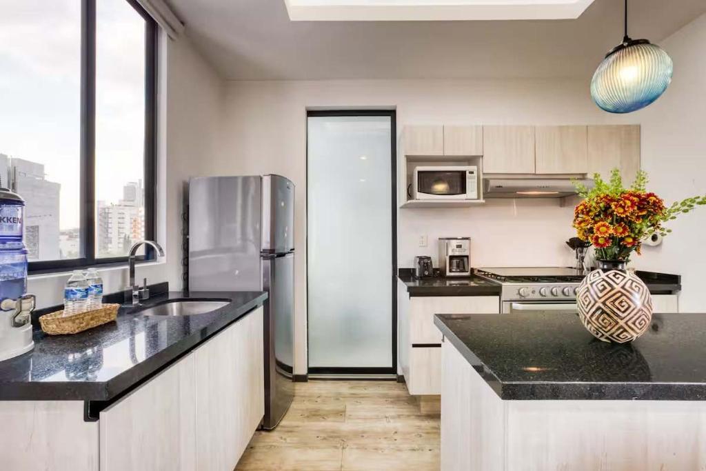 HOM Roma l Unique 1 BR in Mexico City - 5