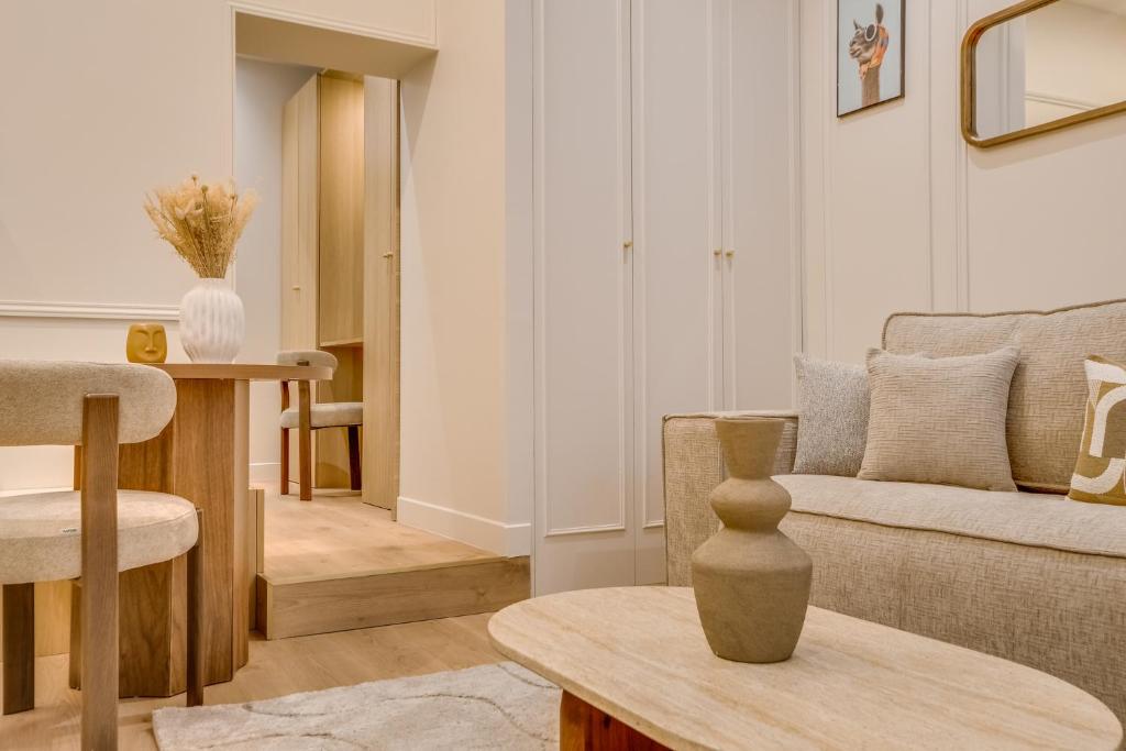 Pick A Flat's Apartment in Batignolles - Passage Cardinet - 3