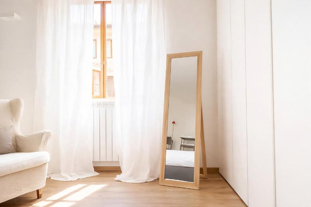The Boutique Houses - View on Paolo Sarpi Chinatown Design Apartment - Brera Area - Milan City Center - 3