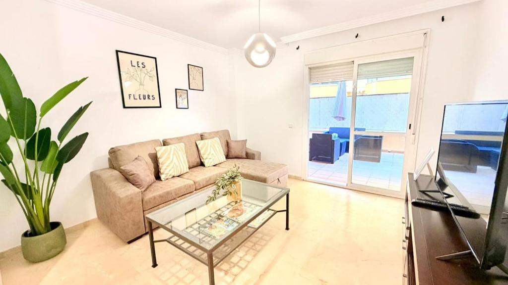 Room City Estepona M Mendez 2BR parking beach - 4