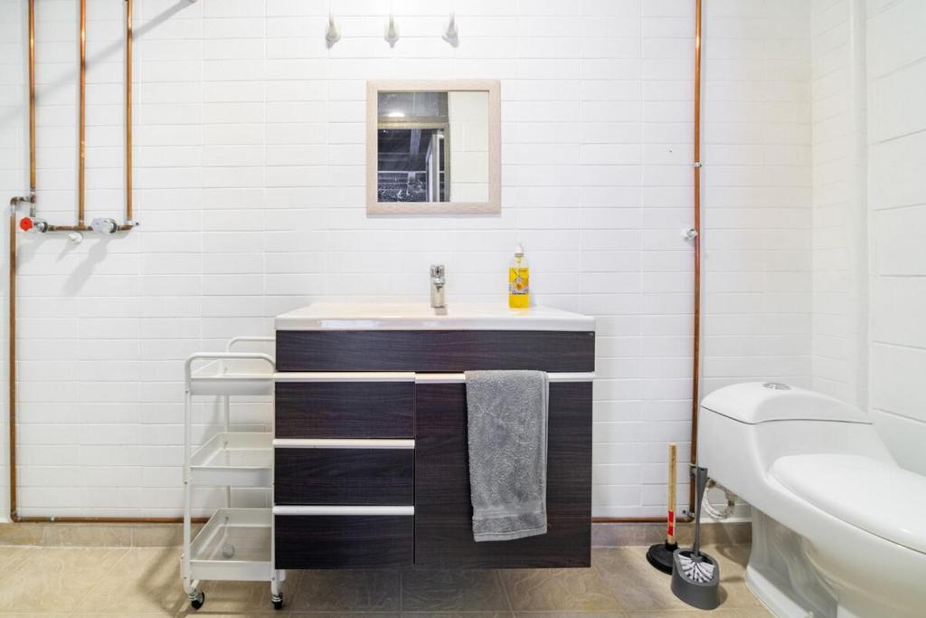 Great Roma Norte Spot Sleeps 16 in 4BR - 3