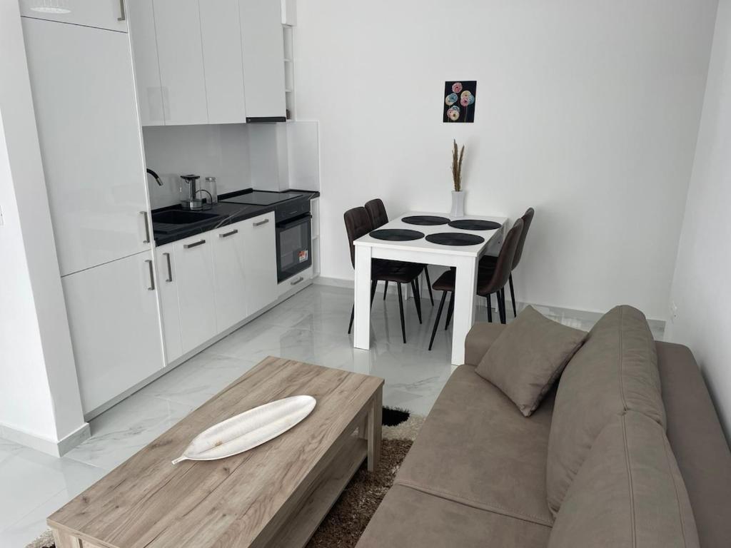 A flat in new building - 4