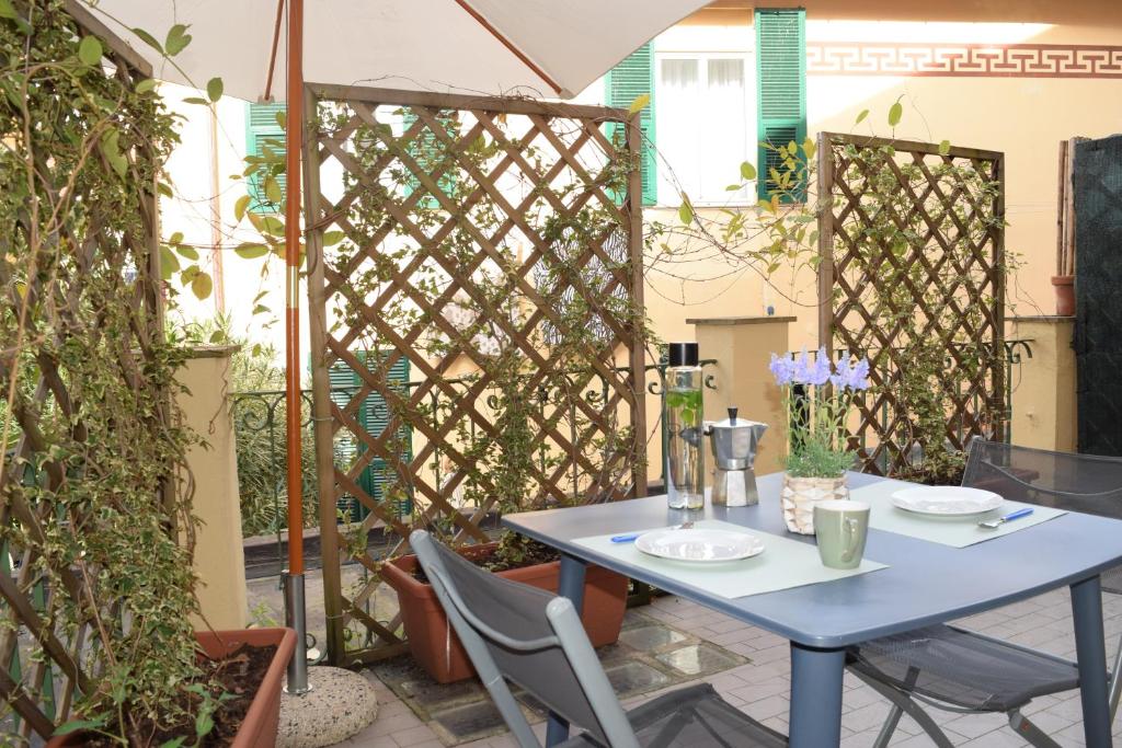 Cozy Terrace Apartment - 5