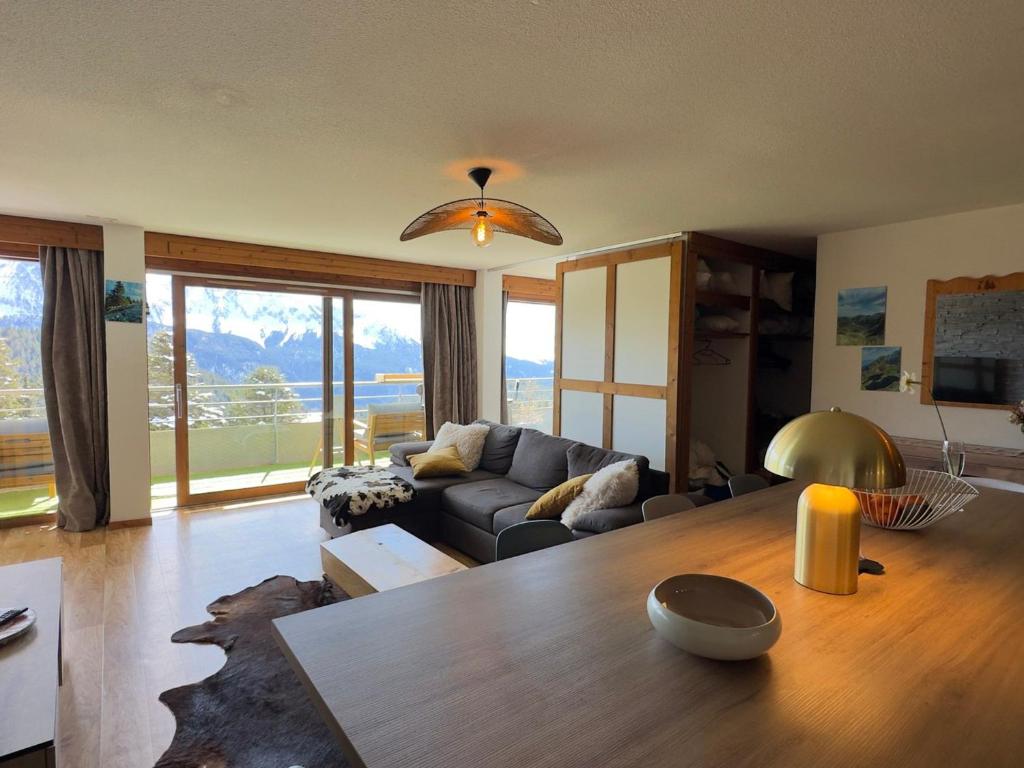 Appartement spacieux avec 2 salles de bains, 2 chambres et coin nuit - FR-1-549-166 - 2