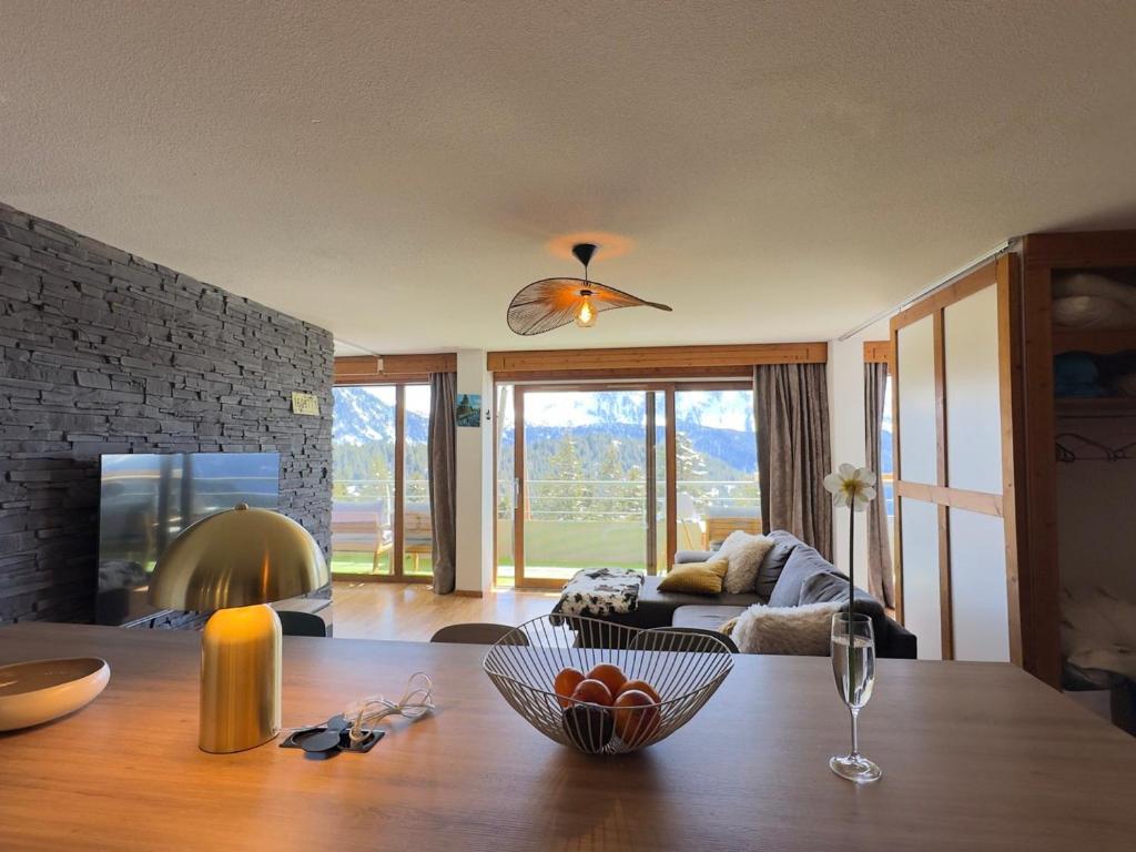 Appartement spacieux avec 2 salles de bains, 2 chambres et coin nuit - FR-1-549-166 - 3