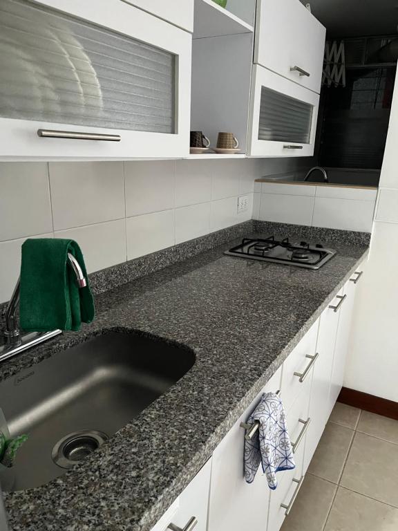 Apartaestudio central Manizales - 4