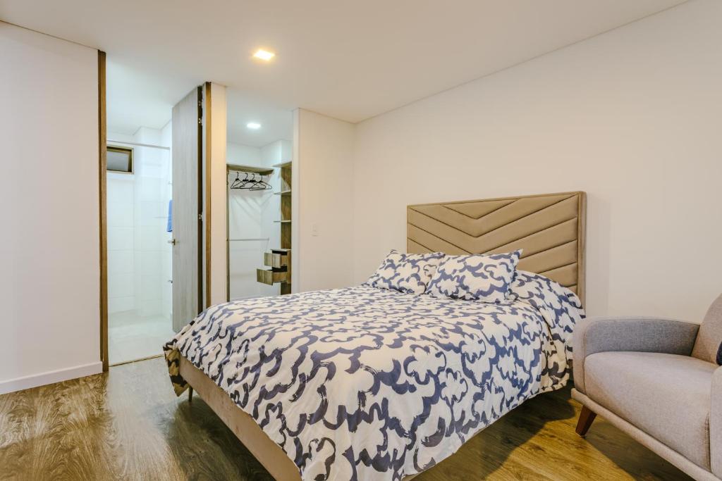 Modern & Cozy Escape for Two Well-Located in Chía - 2
