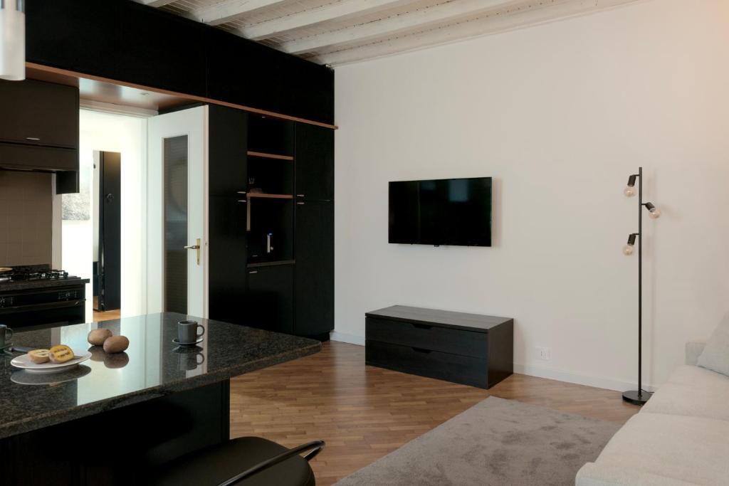 Corso Como Exclusive Apartment - City Center - M2 - M5 - 2