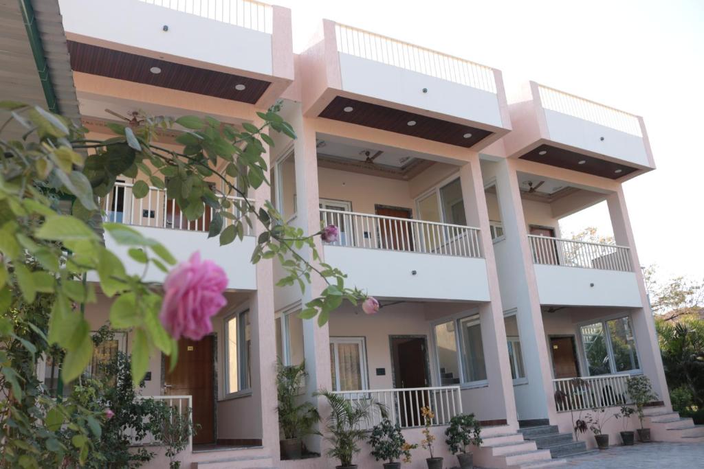 Kalptaru villas by Kalptaru farm House 外観