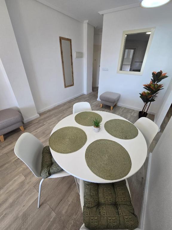 Cabo Roig 2 bed apartment with sea views - 2