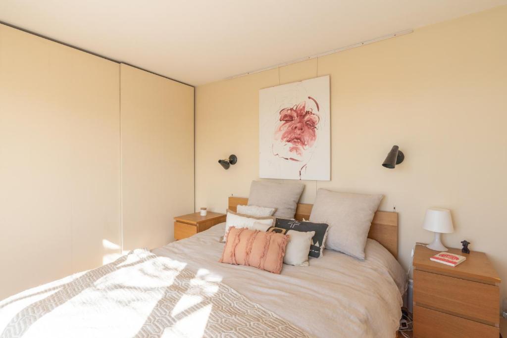 Breathtaking 2BD Apartment Roof-top Patio 19e! - 3
