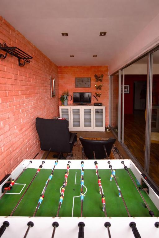 Amplio Apto en Cordón con Garage y Zona de Juegos - 3