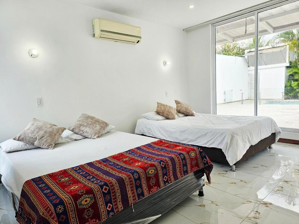 Casa con piscina privada cerca al Aeropuerto - 5
