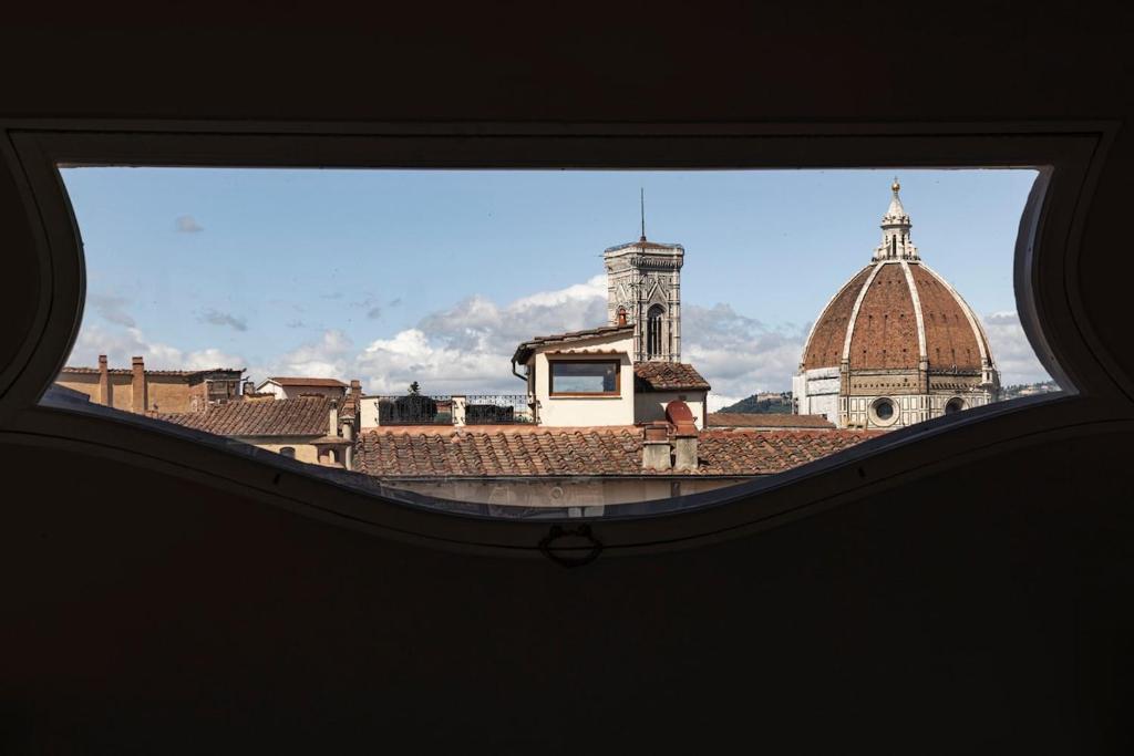 Private Penthouse on the Arno river - 2