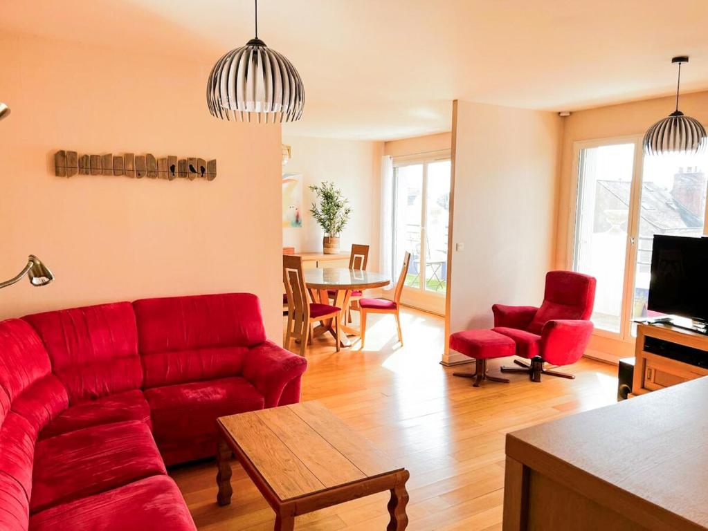 The spacious haven in the heart of Blois - 2