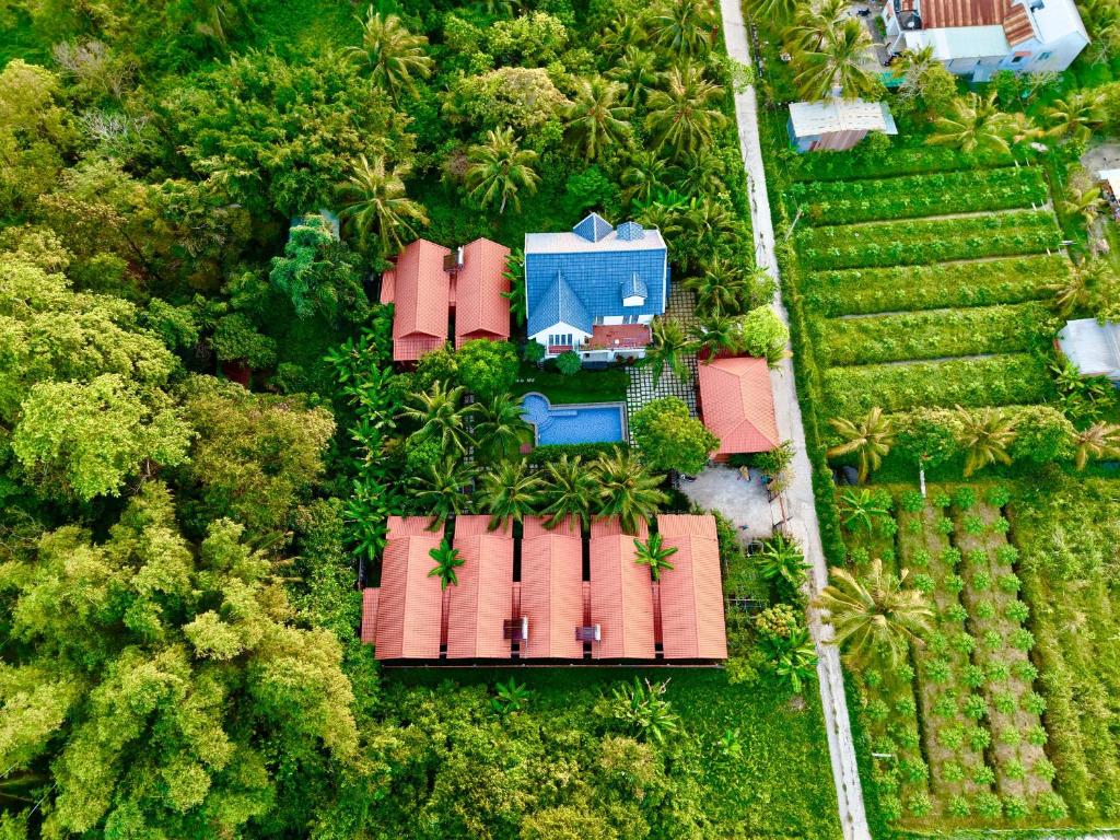 AnAn Boutique Bungalows with Private Kitchen
