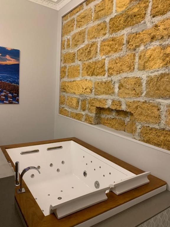 Suite Ponte Normanno Romantic Suite - 1
