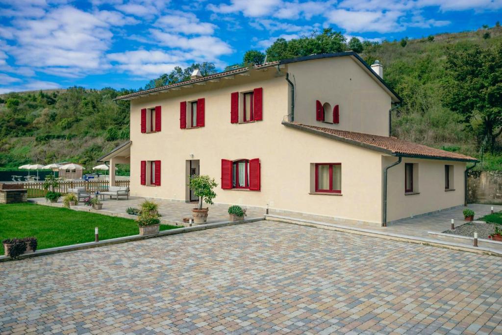 Family Friendly Villa With Swimming Pool In Tuscany - 5