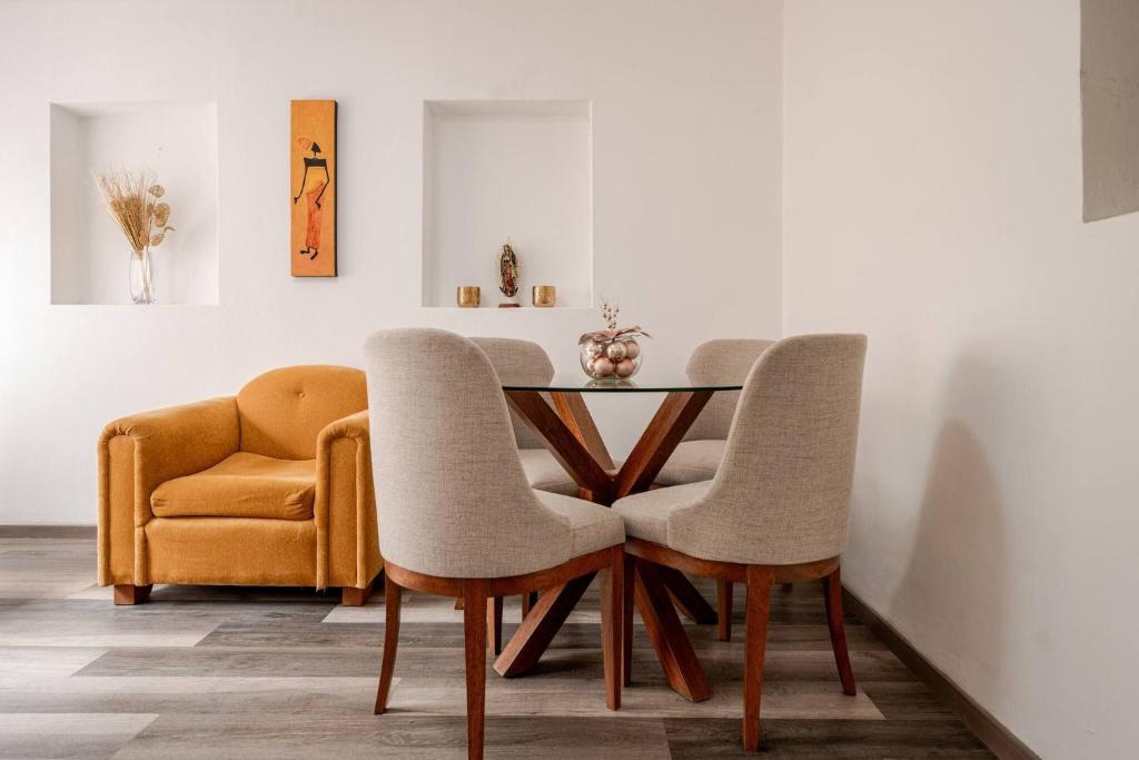 Cozy 2BR - Heart of Barranco - Walk to Everywhere - 3