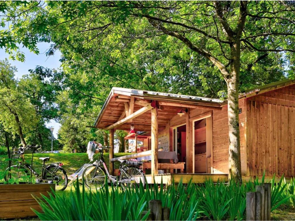 Chalet confortable avec terrasse - 4 pers. - API-1-52-2121 - 1