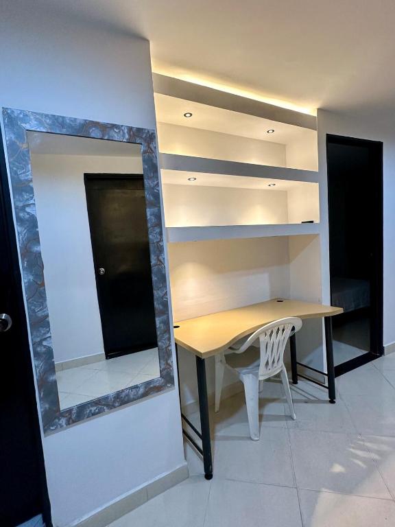 Restrepo apt, comfort and tranquility - 4