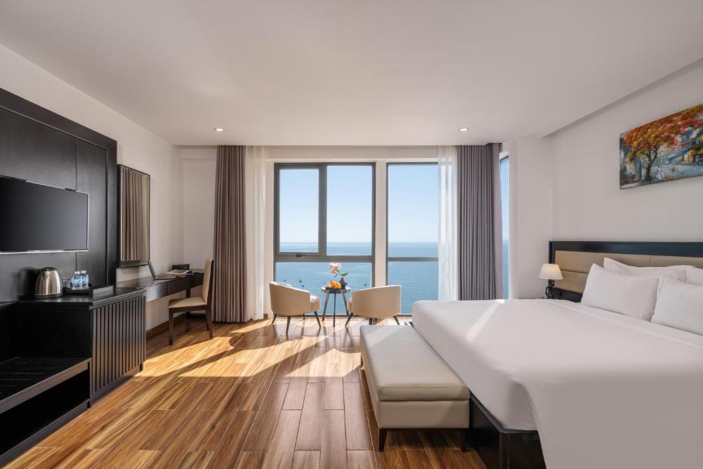 Alisia Beach Hotel Da Nang