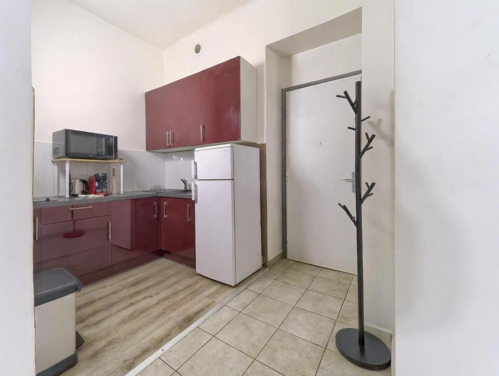 Cozy and renovated apartment - Hyper Central - Air Conditioner - 3