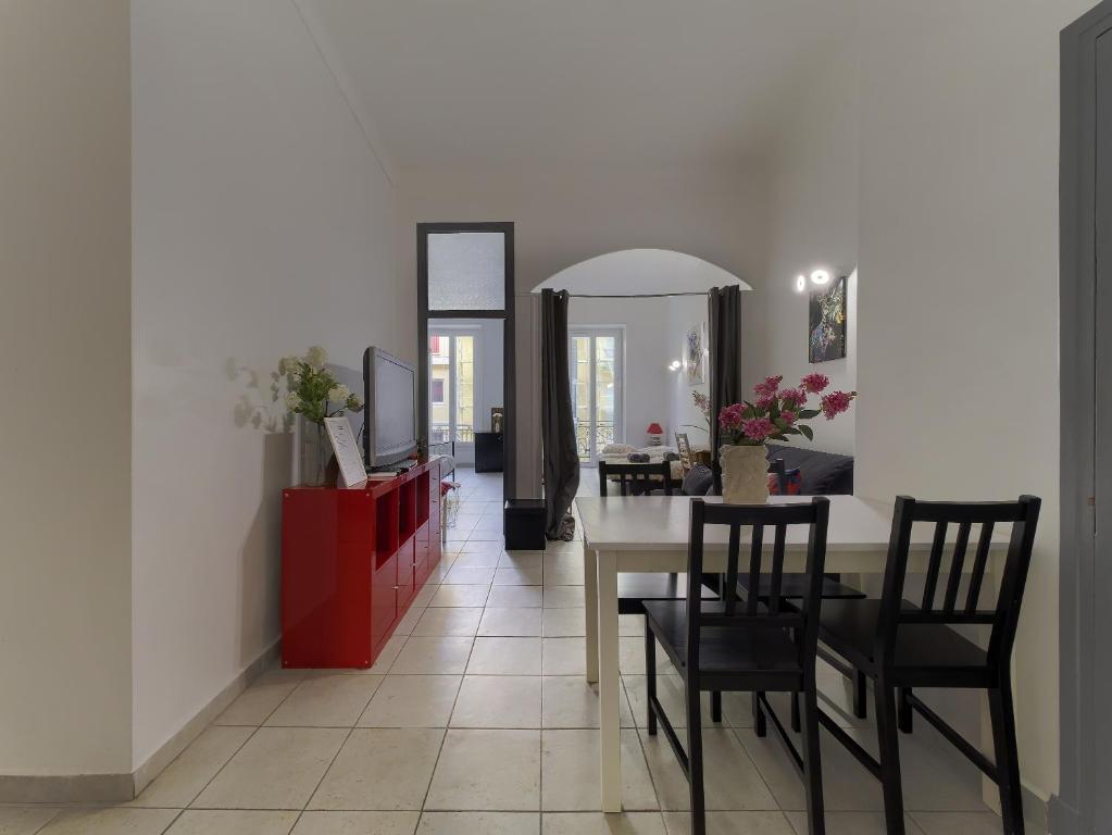 Cozy and renovated apartment - Hyper Central - Air Conditioner - 5