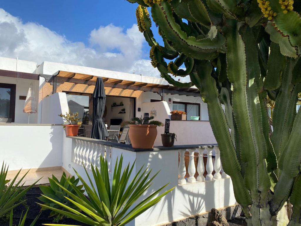 One bedroom bungalow Playa Bastian Costa Teguise - 5