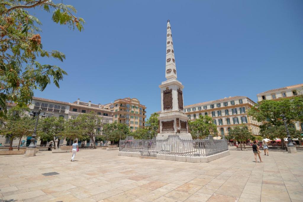 C11 - Cosy 7 Bedrooms in Plaza Merced - 4