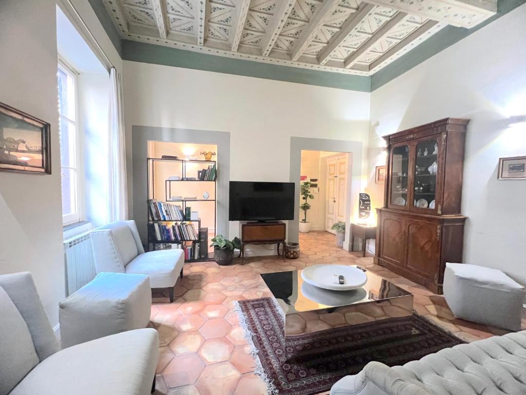 Trevi Luxury - 3