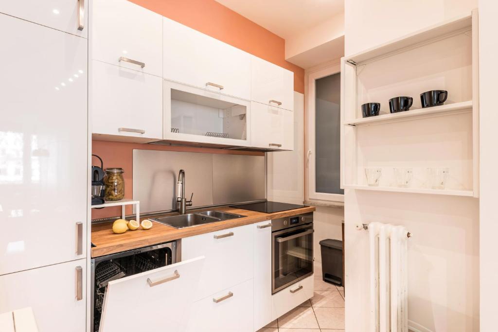 The Best Rent – Bright three-bedroom apartment along the Tiber River - 3